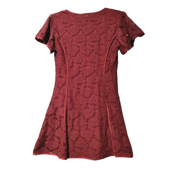 Moon River Flutter Sleeve Lace Floral Fit & Flare Dress V-Neck Burgundy Womens S - Picture 5 of 10